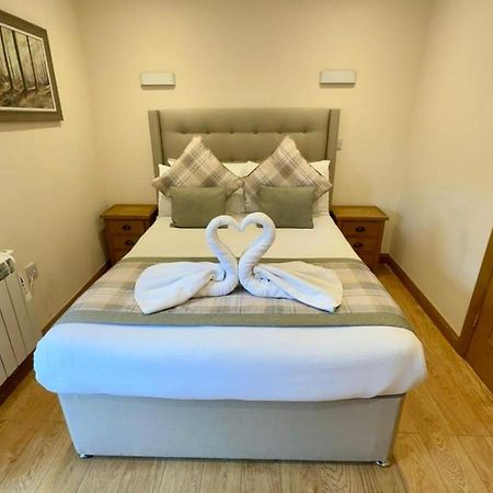 Waverley Inn Holiday Apartments Inverness Bagian luar foto