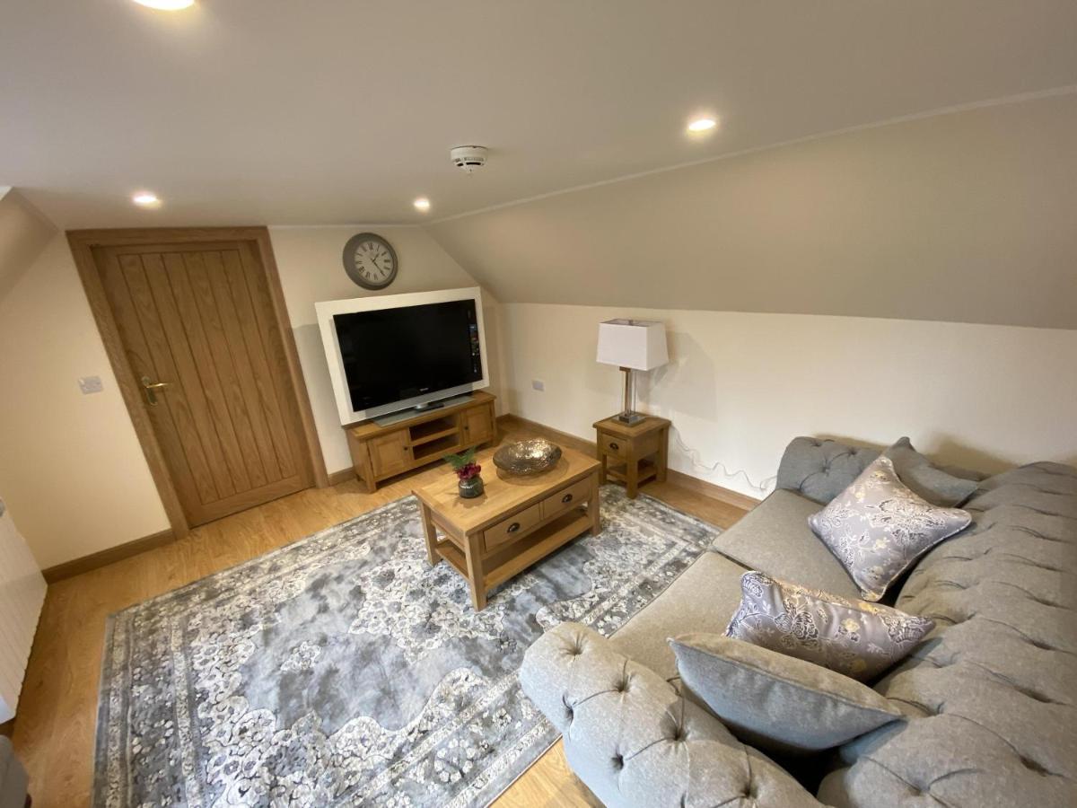 Waverley Inn Holiday Apartments Inverness Bagian luar foto