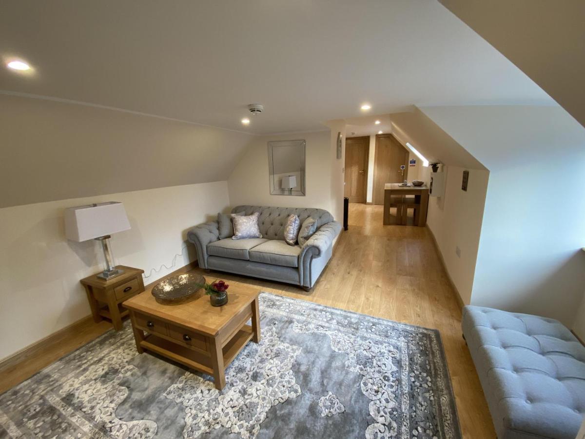 Waverley Inn Holiday Apartments Inverness Bagian luar foto