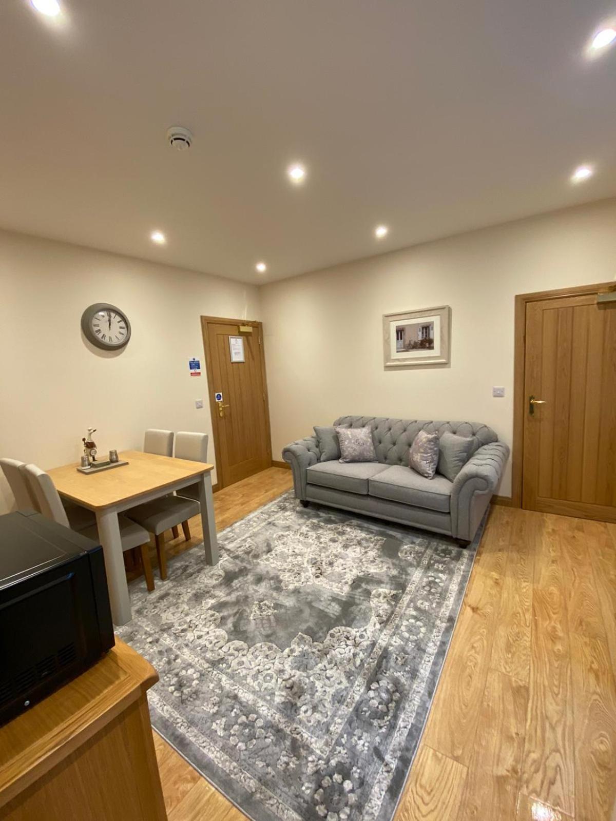Waverley Inn Holiday Apartments Inverness Ruang foto