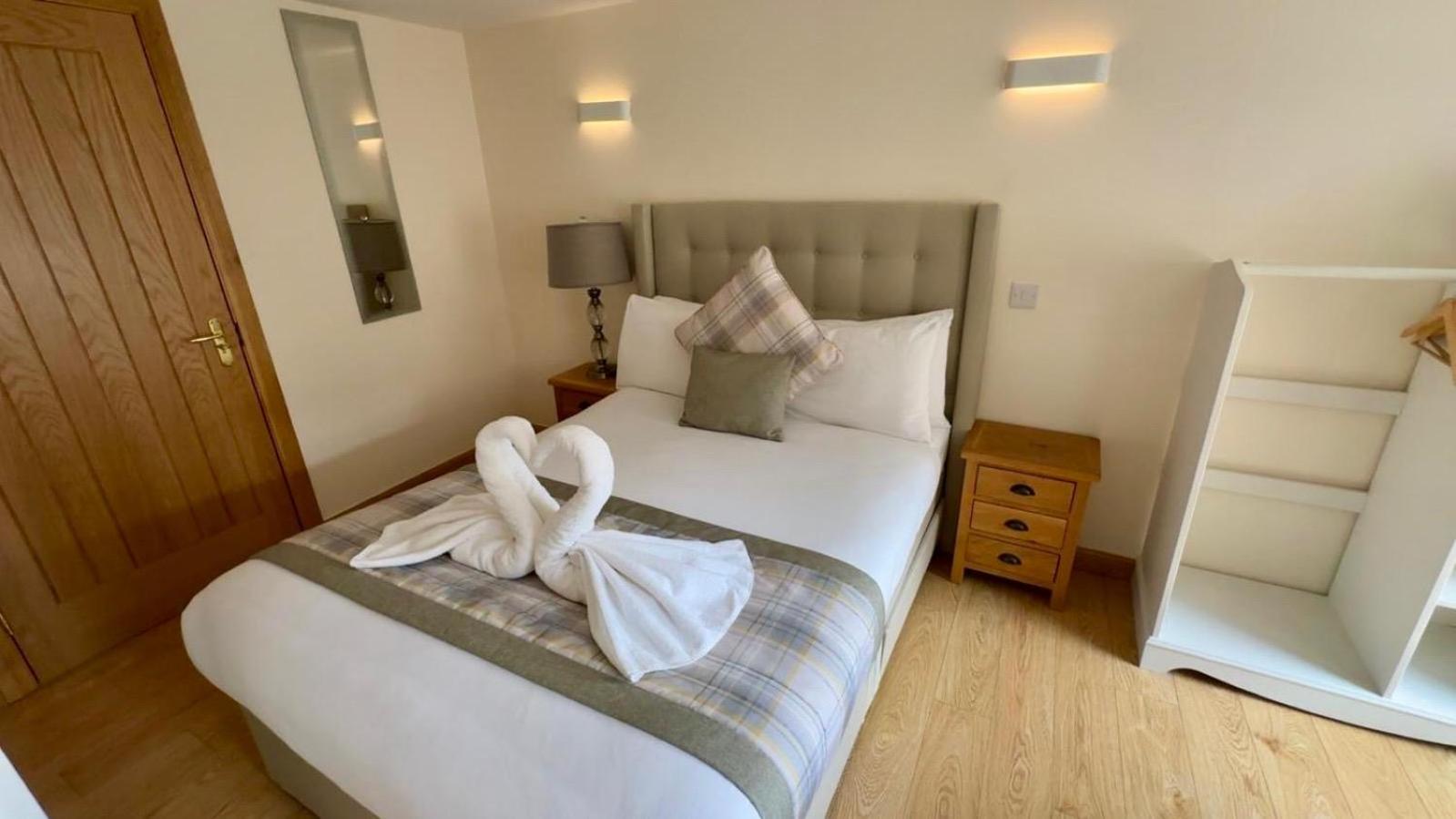 Waverley Inn Holiday Apartments Inverness Bagian luar foto